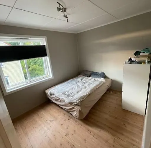 Romslig I Sandviken * Берген