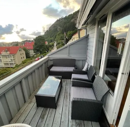 Romslig I Sandviken Bergen