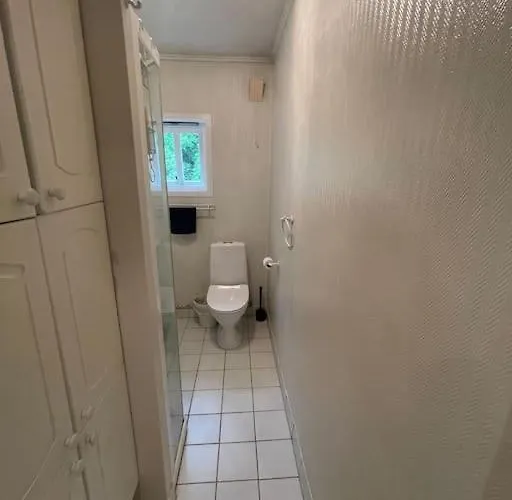 Romslig I Sandviken Lägenhet *